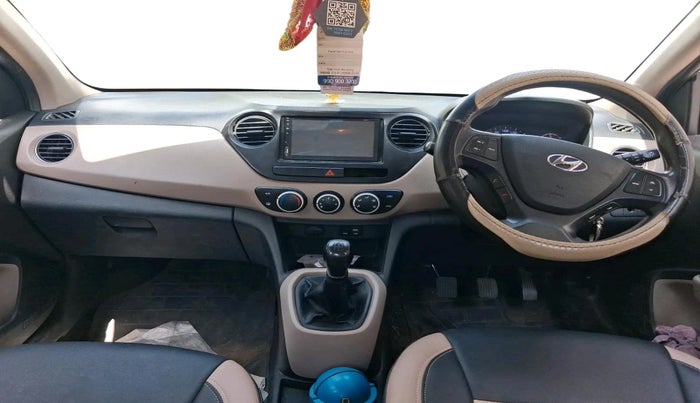2018 Hyundai Xcent S 1.2, Petrol, Manual, 2,15,657 km, interior