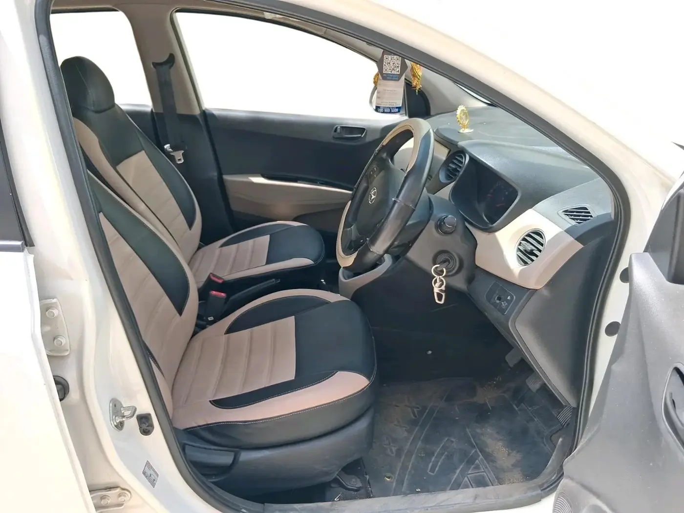 2018 Hyundai Xcent S 1.2, Petrol, Manual, 2,15,657 km, interior