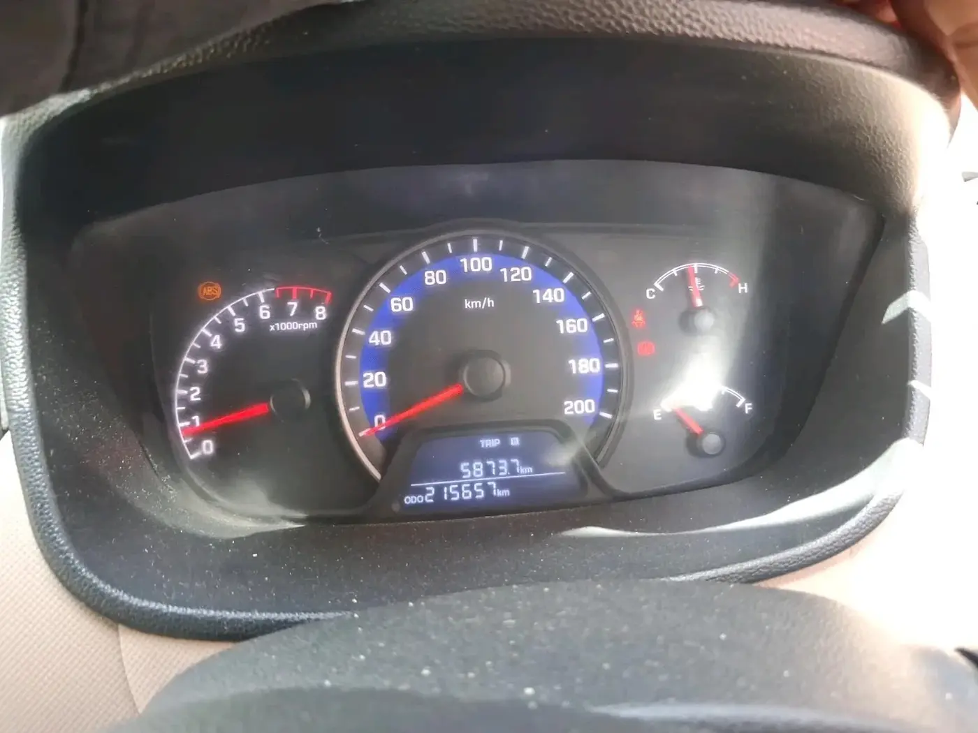 2018 Hyundai Xcent S 1.2, Petrol, Manual, 2,15,657 km, interior