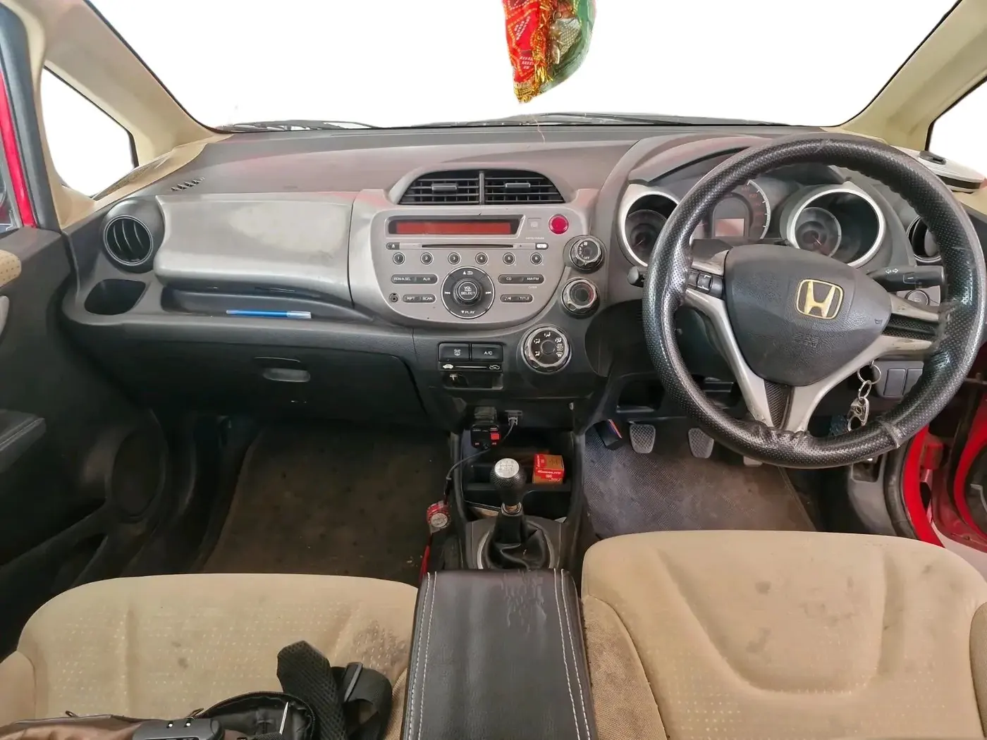 2012 Honda Jazz 1.2L I-VTEC SELECT, Petrol, Manual, 1,31,230 km, interior