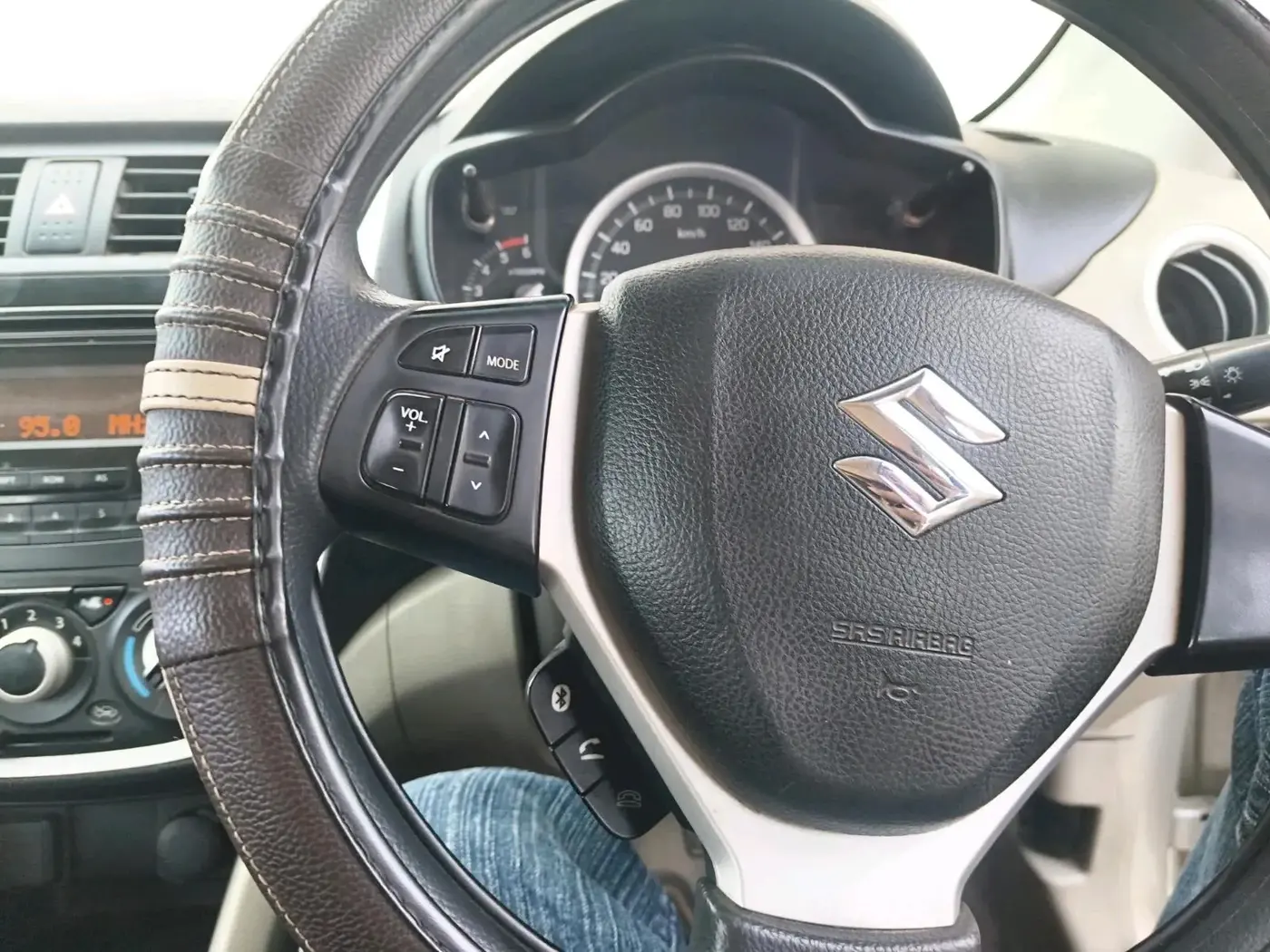 2015 Maruti Celerio ZDI, Diesel, Manual, 1,82,237 km, interior