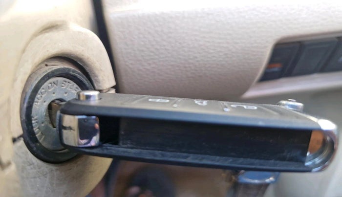 2012 Maruti Ertiga VDI, Diesel, Manual, 2,15,751 km, interior