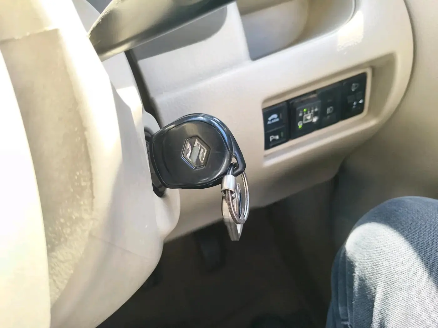 2016 Maruti Ertiga VXI, CNG, Manual, 1,53,762 km, interior