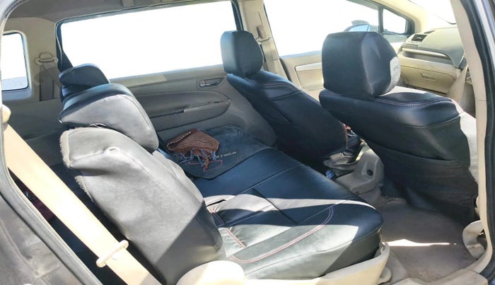 2016 Maruti Ertiga VXI, CNG, Manual, 1,53,762 km, interior