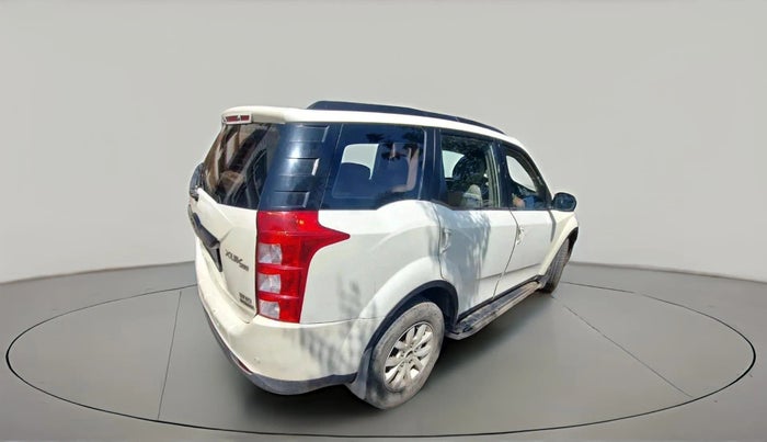 2015 Mahindra XUV500 W10 AT, Diesel, Automatic, 1,68,594 km, exterior