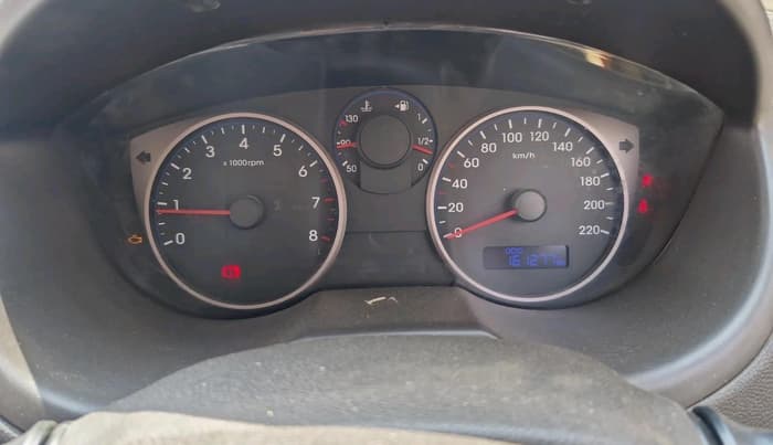 2014 Hyundai i20 SPORTZ 1.2, CNG, Manual, 1,61,277 km, interior