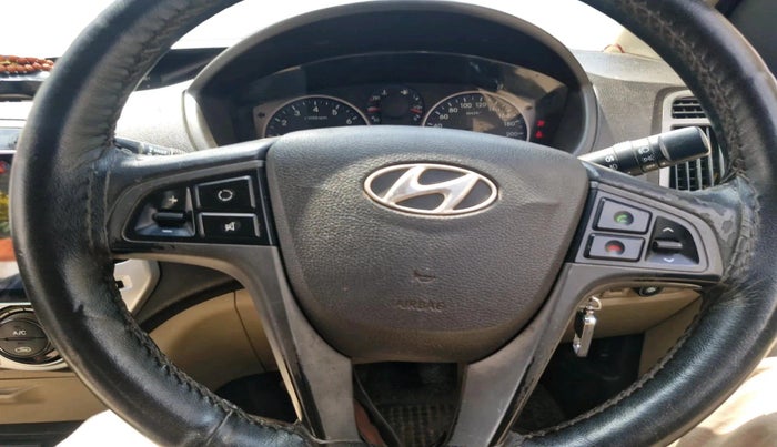 2014 Hyundai i20 SPORTZ 1.2, CNG, Manual, 1,61,277 km, interior