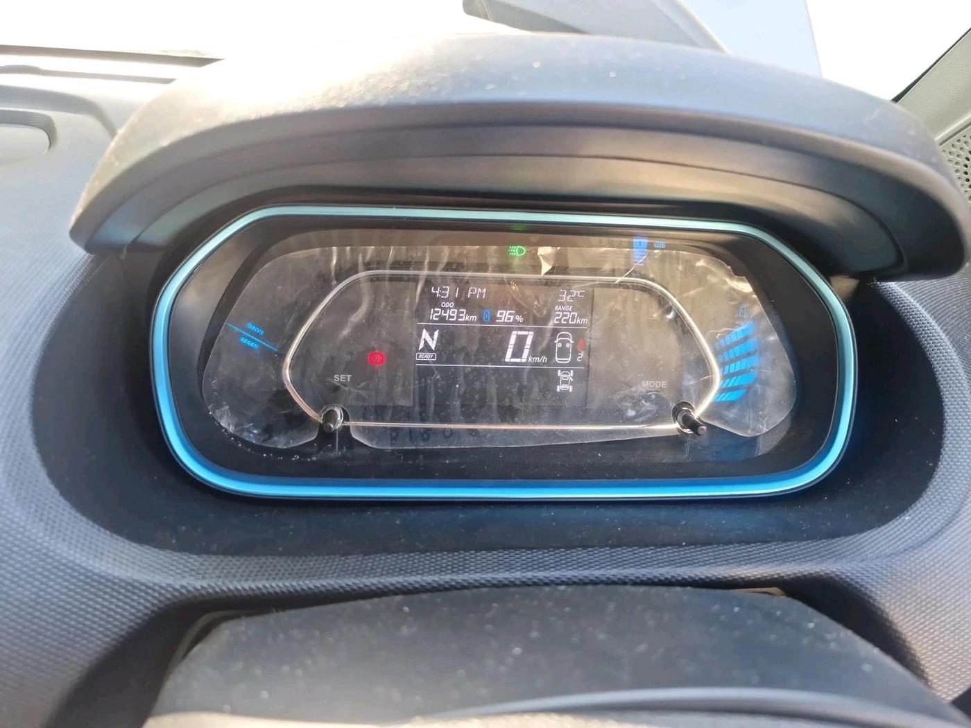 2024 Tata TIAGO EV XZ PLUS TECH LUX LONG RANGE, Electric, Automatic, 14,996 km, interior