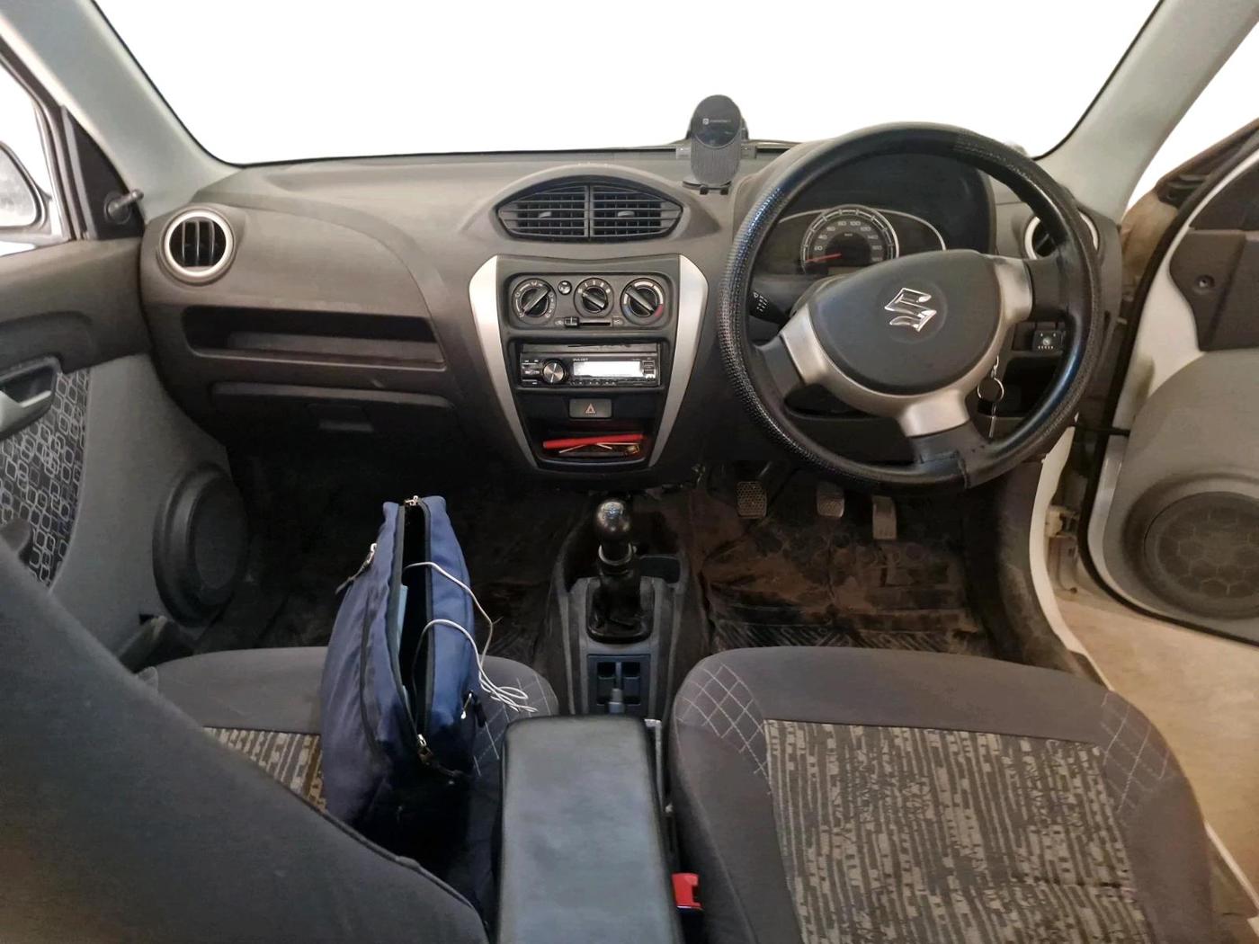 2017 Maruti Alto 800 LXI, CNG, Manual, 1,05,000 km, interior
