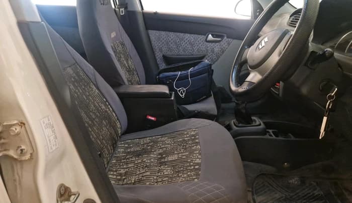 2017 Maruti Alto 800 LXI, CNG, Manual, 1,05,000 km, interior