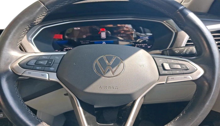 2024 Volkswagen TAIGUN TOPLINE 1.0 TSI AT, Petrol, Automatic, 9,515 km, interior