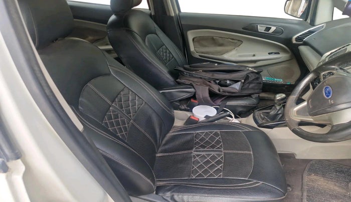 2016 Ford Ecosport TITANIUM 1.5L DIESEL, Diesel, Manual, 1,17,545 km, interior