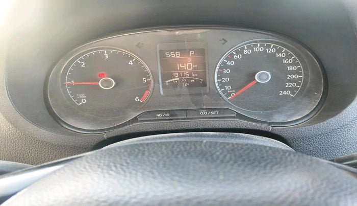 2018 Volkswagen Ameo HIGHLINE PLUS 1.5L AT 16 ALLOY, Diesel, Automatic, 1,31,151 km, interior