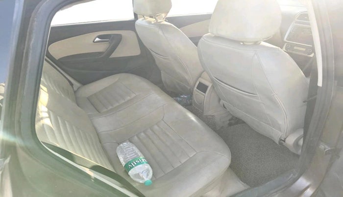 2018 Volkswagen Ameo HIGHLINE PLUS 1.5L AT 16 ALLOY, Diesel, Automatic, 1,31,151 km, interior