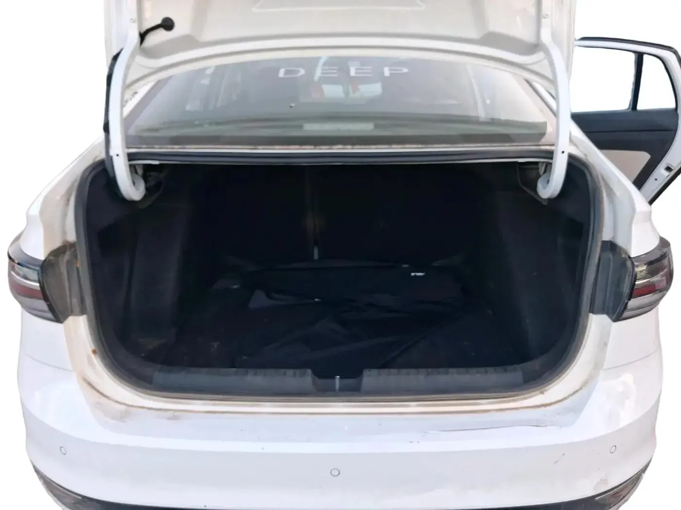 2023 Volkswagen VIRTUS TOPLINE TSI 1.0 AT, Petrol, Automatic, 37,713 km, exterior