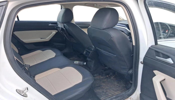 2023 Volkswagen VIRTUS TOPLINE TSI 1.0 AT, Petrol, Automatic, 37,713 km, interior