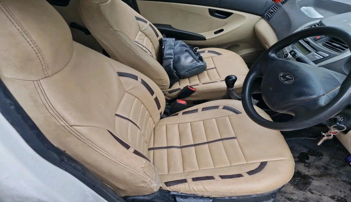 2013 Hyundai Eon MAGNA +, Petrol, Manual, 1,18,430 km, interior