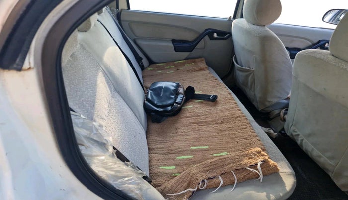 2013 Mahindra Verito 1.5 D2, Diesel, Manual, 51,820 km, interior