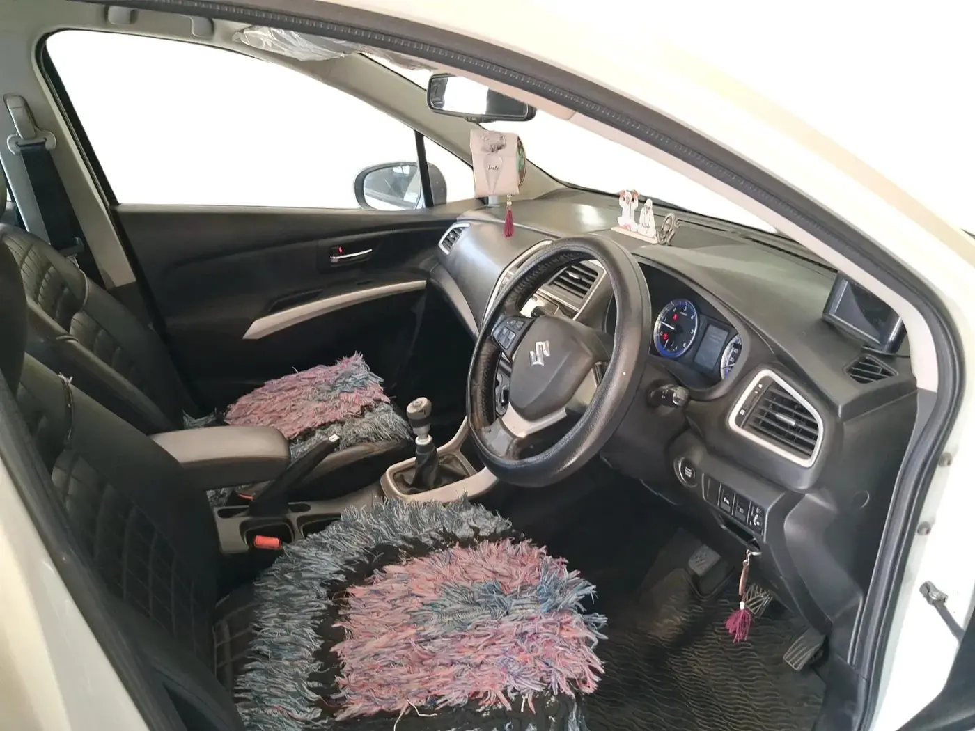 2015 Maruti S Cross ZETA 1.6, Diesel, Manual, 1,18,029 km, interior