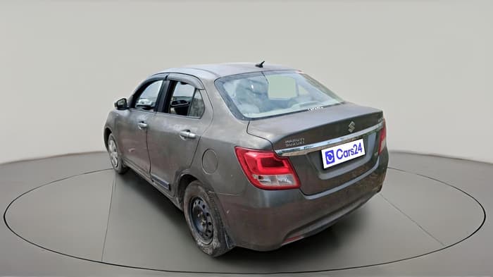 2017 Maruti Dzire VXI, CNG, Manual, 1,11,951 km, exterior