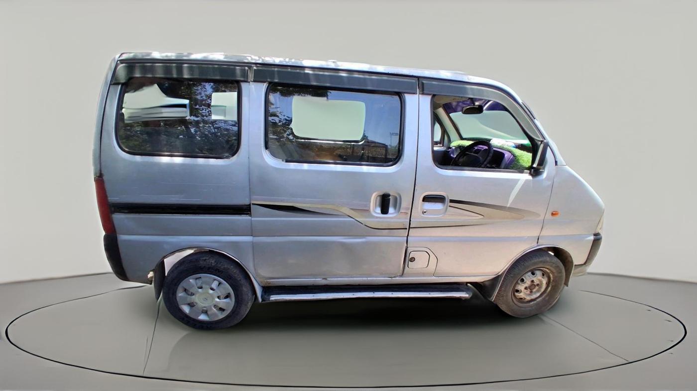 2012 Maruti Eeco 7 STR, CNG, Manual, 2,43,151 km, exterior
