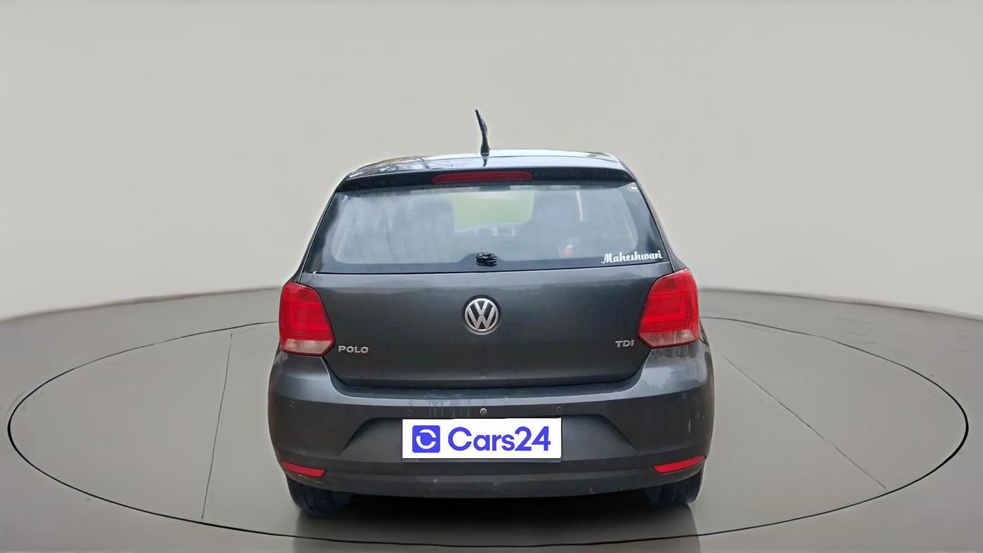 2014 Volkswagen Polo HIGHLINE1.5L, Diesel, Manual, 2,16,949 km, exterior