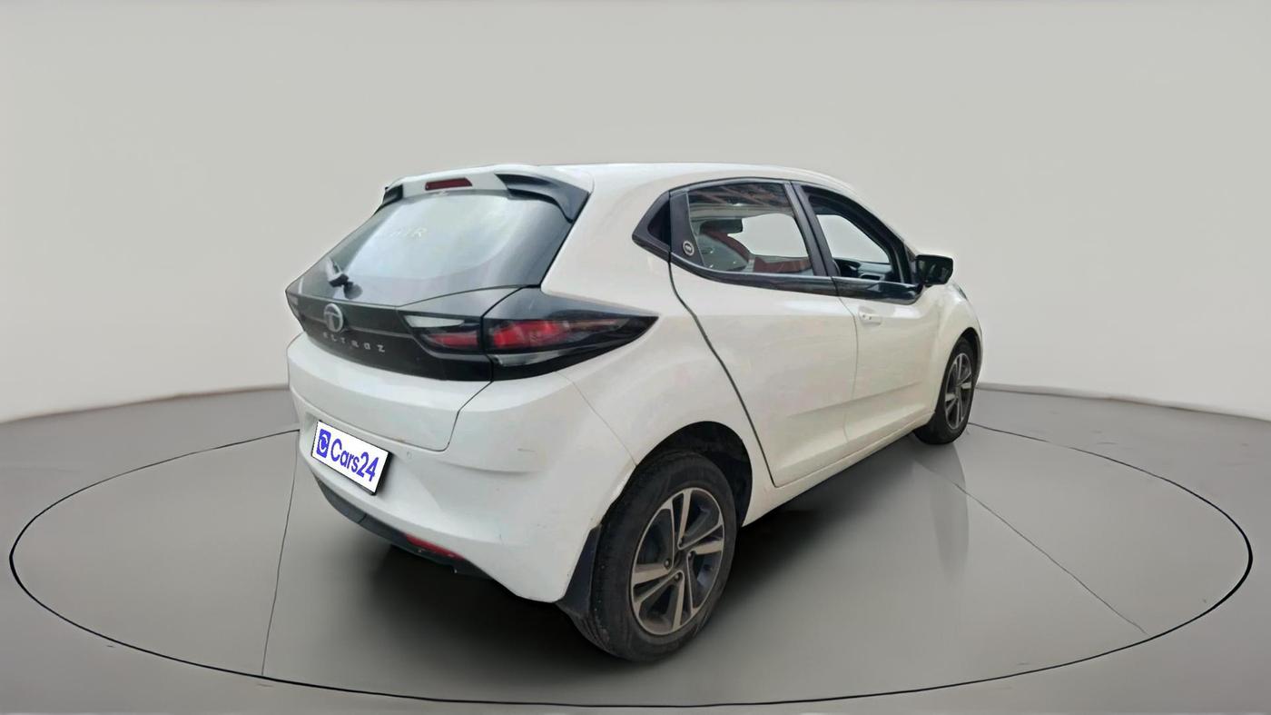 2024 Tata ALTROZ XZ DIESEL, Diesel, Manual, 66,740 km, exterior