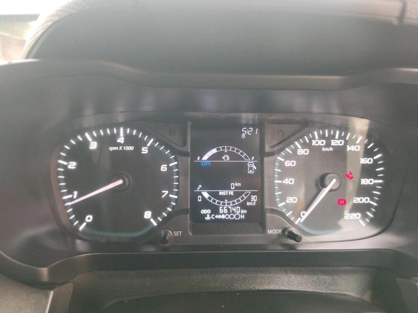 2024 Tata ALTROZ XZ DIESEL, Diesel, Manual, 66,740 km, interior