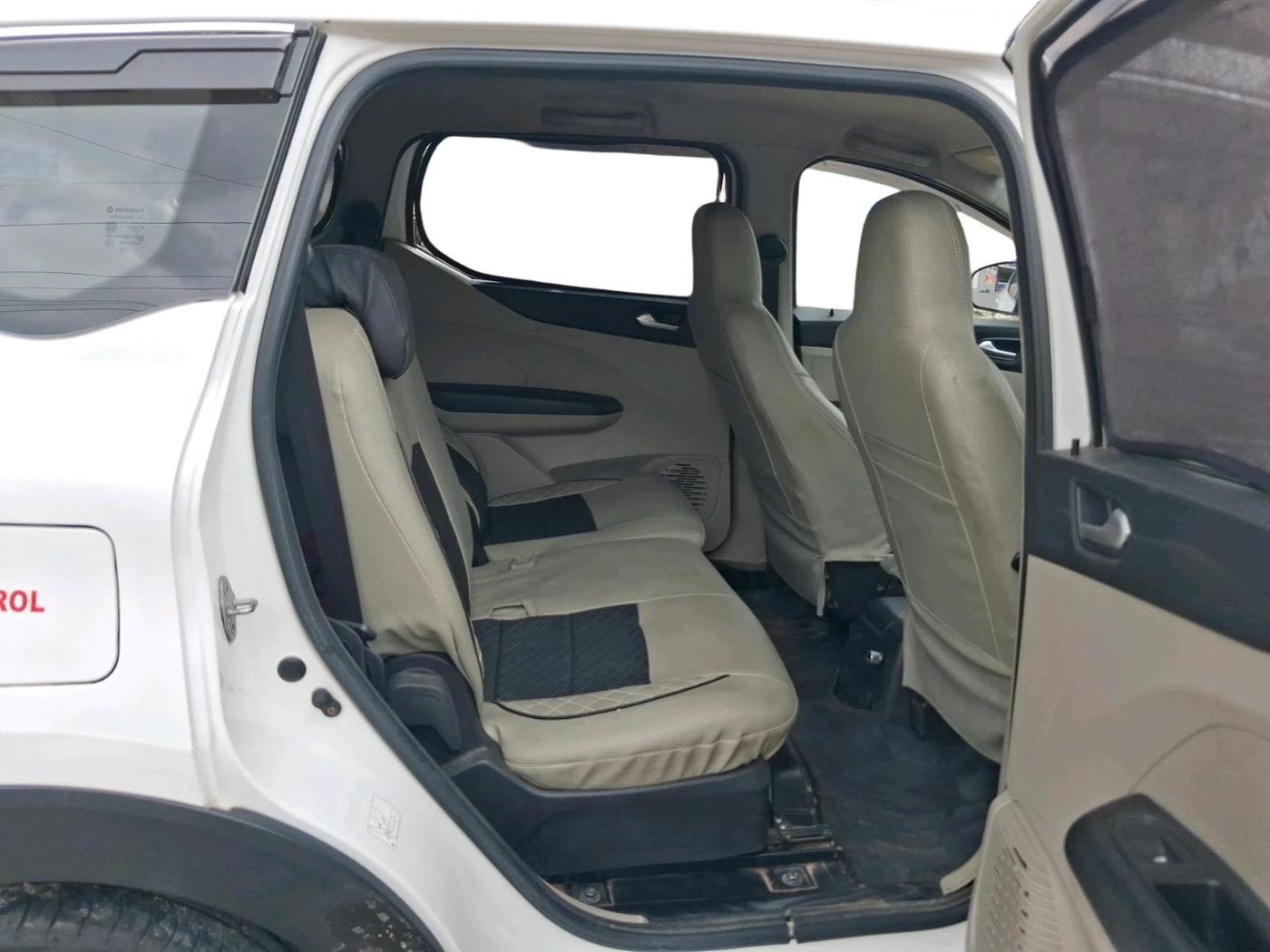 2022 Renault TRIBER RXZ, CNG, Manual, 1,80,319 km, interior