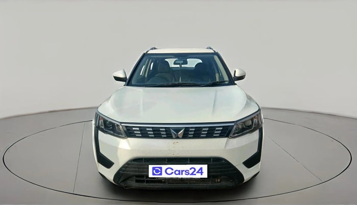 2023 Mahindra XUV300 W6 1.5 Diesel, Diesel, Manual, 81,002 km, exterior