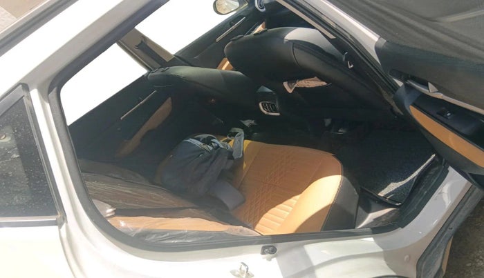 2024 KIA SONET 	 HTX 1.0 TURBO DCT, Petrol, Automatic, 17,862 km, interior