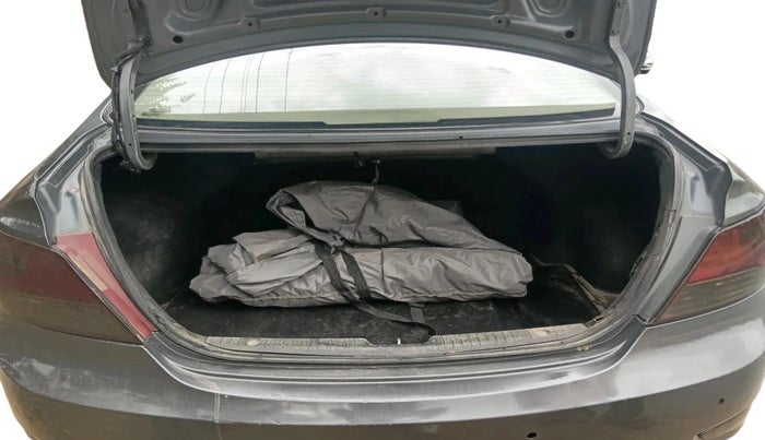 2013 Hyundai Verna FLUIDIC 1.6 CRDI SX, Diesel, Manual, 97,187 km, exterior