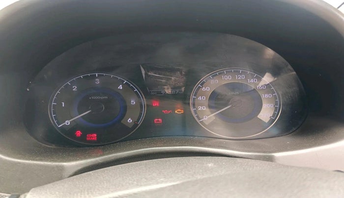 2013 Hyundai Verna FLUIDIC 1.6 CRDI SX, Diesel, Manual, 97,187 km, interior