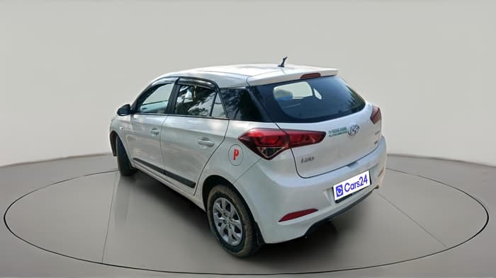 2015 Hyundai Elite i20 MAGNA 1.2, Petrol, Manual, 1,01,958 km, exterior
