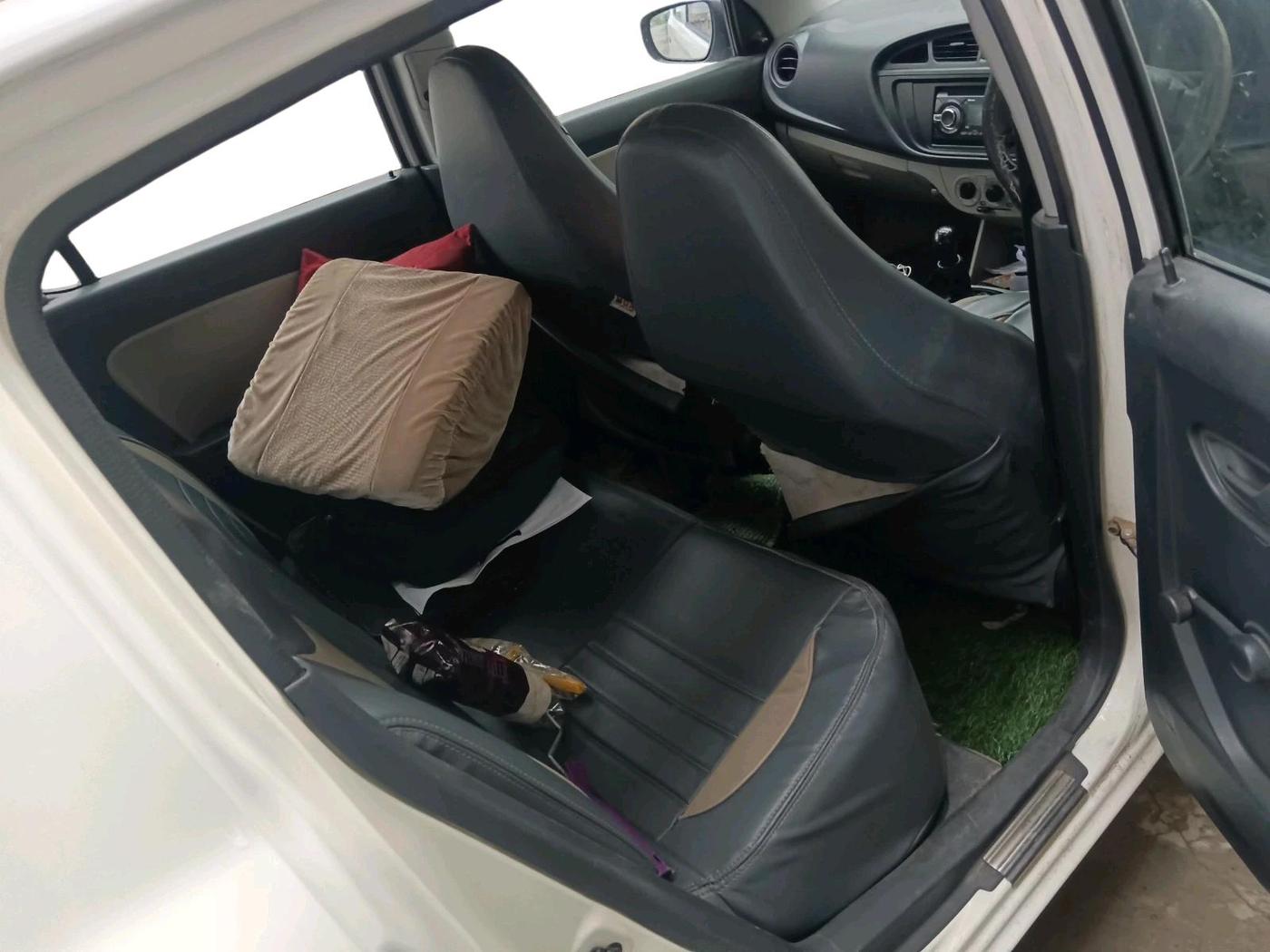 2015 Maruti Alto K10 LXI, Petrol, Manual, 87,373 km, interior