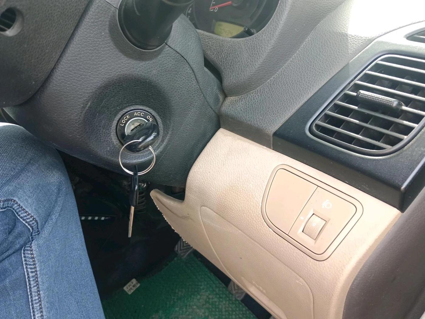 2014 Hyundai Eon ERA +, Petrol, Manual, 70,434 km, interior