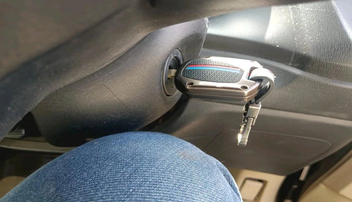 2014 Honda Amaze 1.5L I-DTEC S, Diesel, Manual, 1,18,342 km, interior