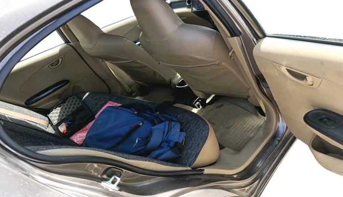 2014 Honda Amaze 1.5L I-DTEC S, Diesel, Manual, 1,18,342 km, interior