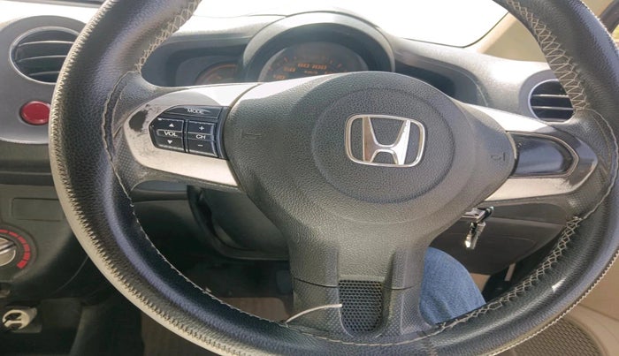 2014 Honda Amaze 1.5L I-DTEC S, Diesel, Manual, 1,18,342 km, interior