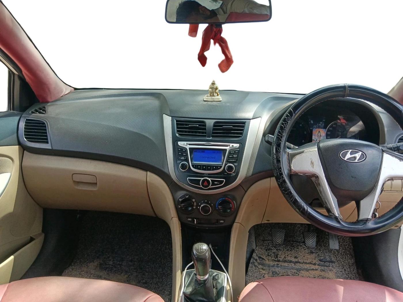 2013 Hyundai Verna FLUIDIC 1.4 CRDI, Diesel, Manual, 84,986 km, interior