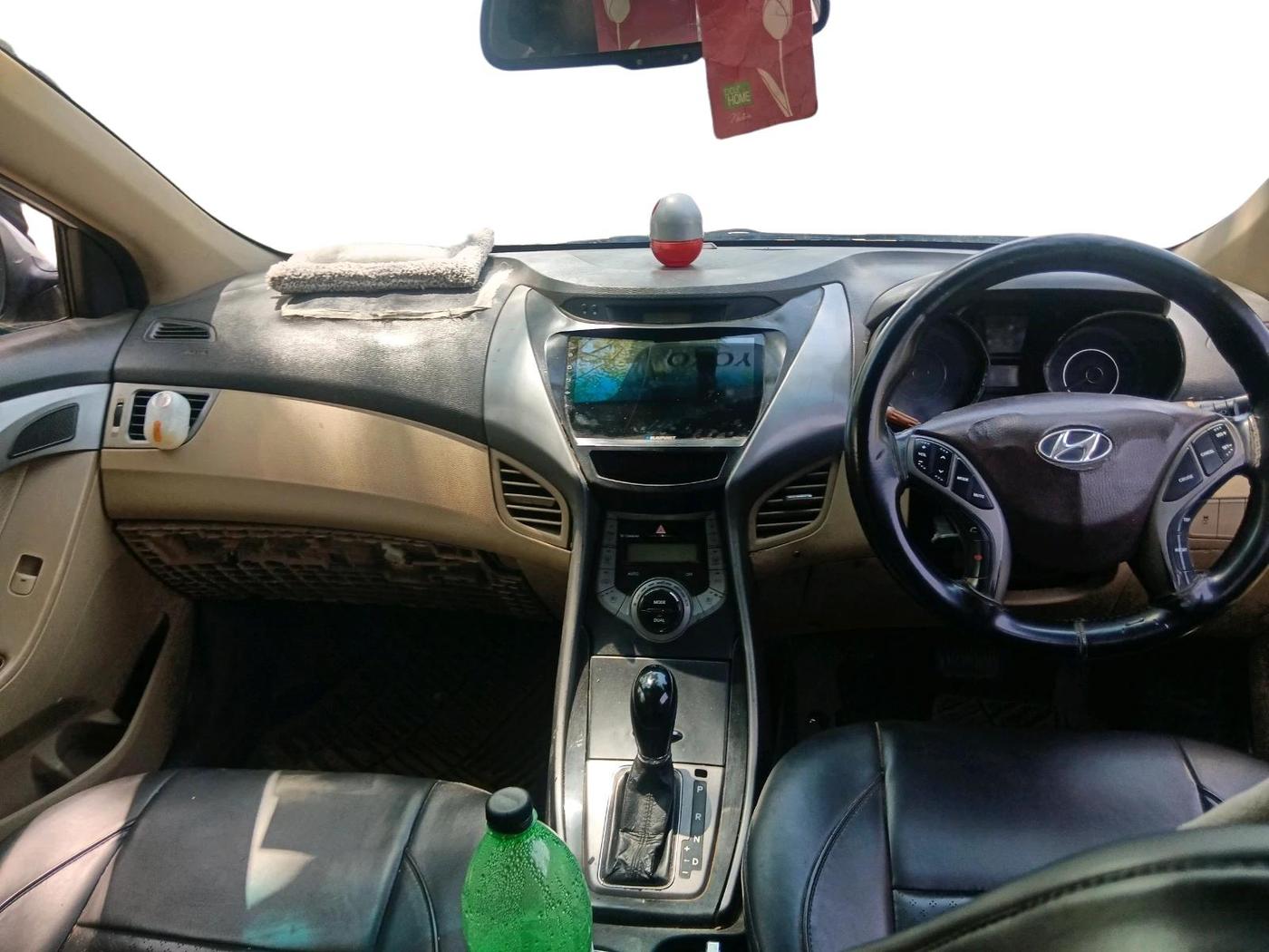 2012 Hyundai New Elantra 1.6 SX AT DIESEL, Diesel, Automatic, 1,25,716 km, interior