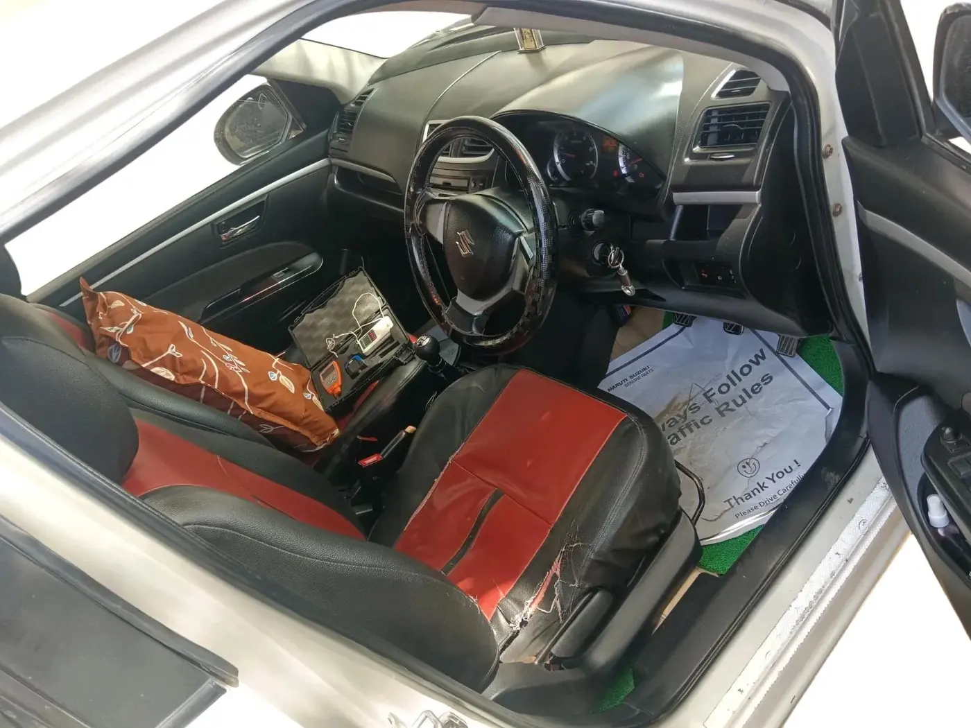 2016 Maruti Swift VDI, Diesel, Manual, 1,96,819 km, interior