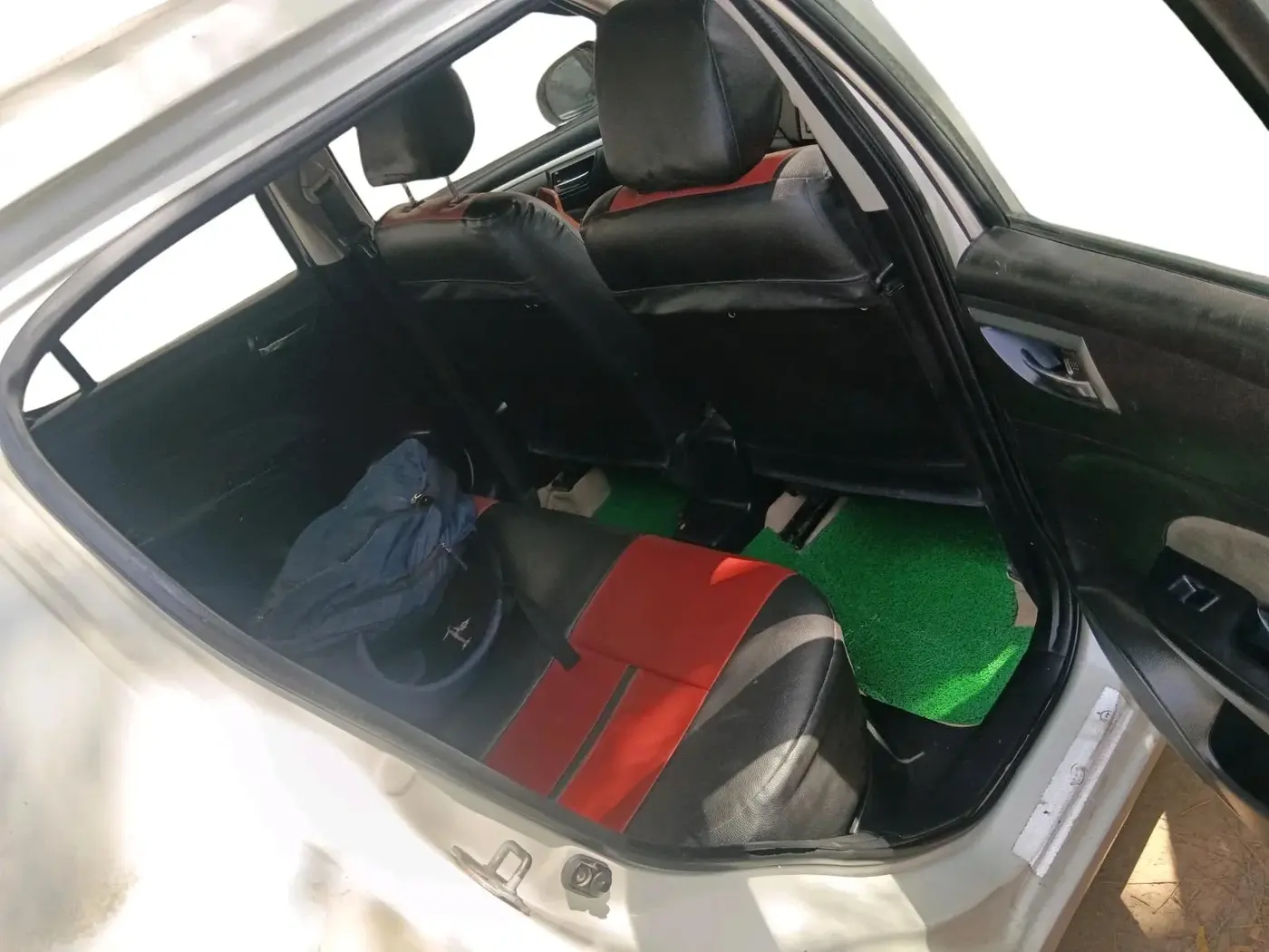2016 Maruti Swift VDI, Diesel, Manual, 1,96,819 km, interior