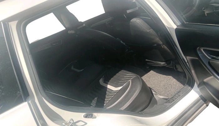 2018 Maruti Vitara Brezza ZDI, Diesel, Manual, 32,450 km, interior