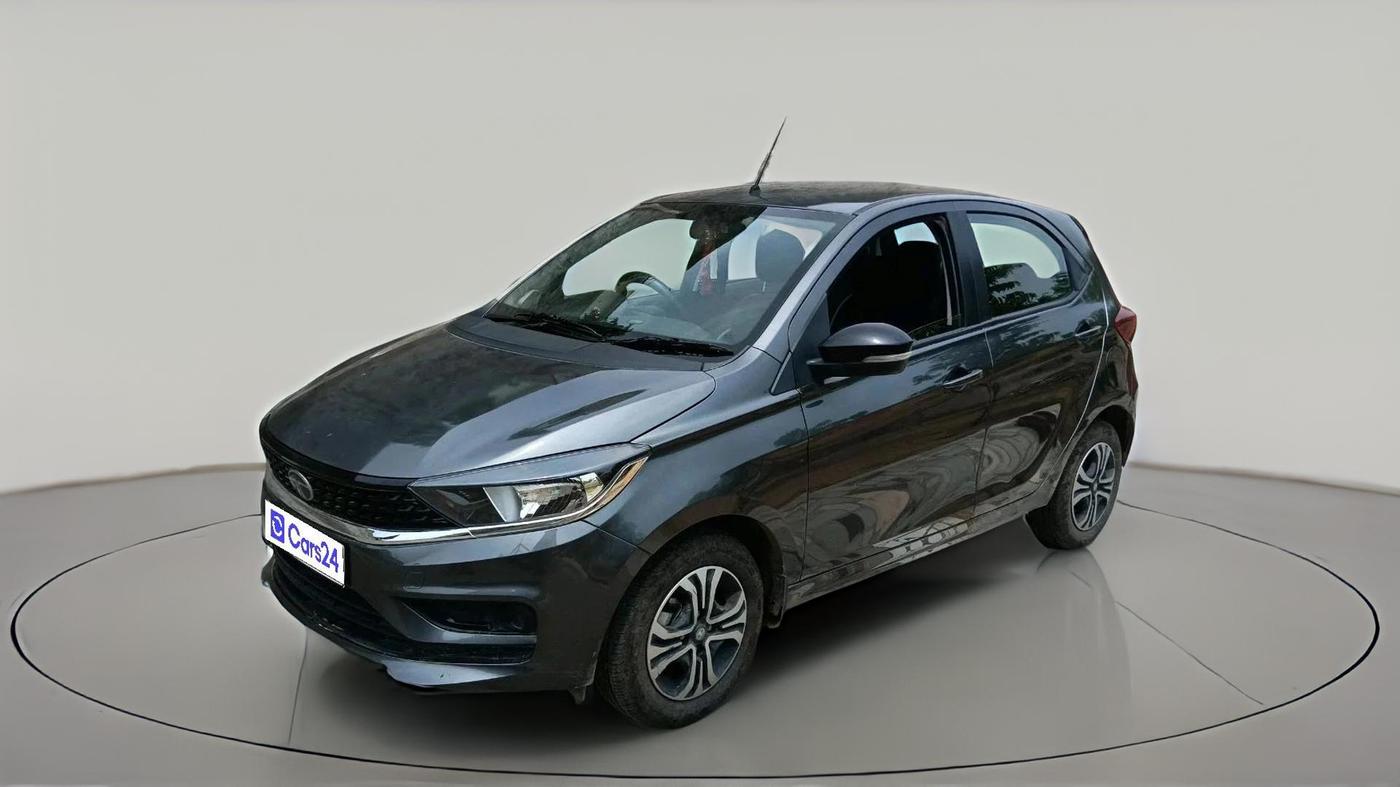 2024 Tata Tiago XTA PETROL, Petrol, Automatic, 12,918 km, exterior