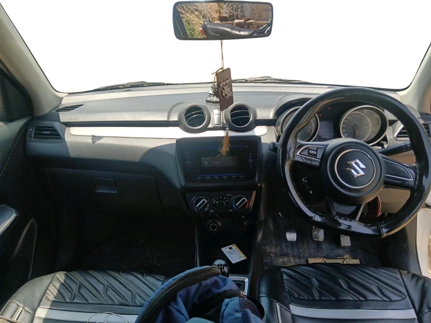 2022 Maruti Swift VXI, Petrol, Manual, 1,06,574 km, interior