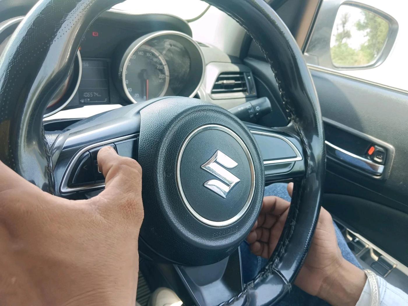 2022 Maruti Swift VXI, Petrol, Manual, 1,06,574 km, interior