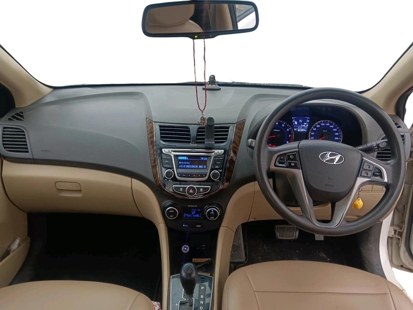 2017 Hyundai Verna 1.6 VTVT S AT, Petrol, Automatic, 60,384 km, interior