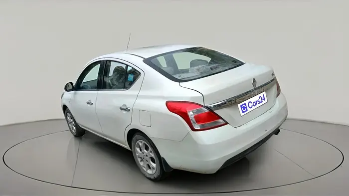 2013 Renault Scala RXZ DIESEL, Diesel, Manual, 1,02,265 km, exterior