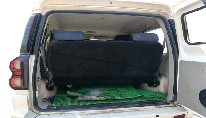 2018 Mahindra Scorpio S11 2WD, Diesel, Manual, 2,08,625 km, exterior